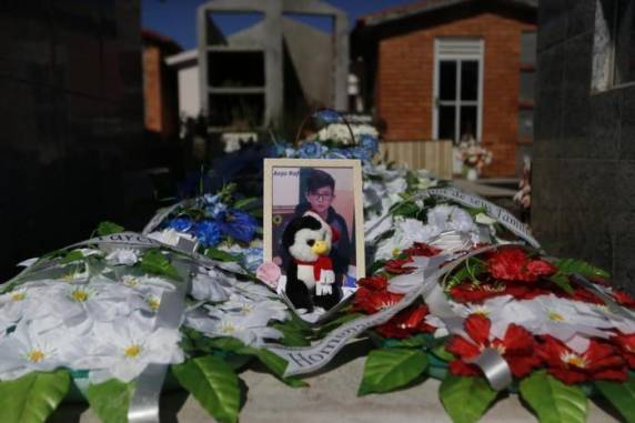 Caso Rafael: comunidade de Planalto organiza espaço para homenagens e missa - foto 2