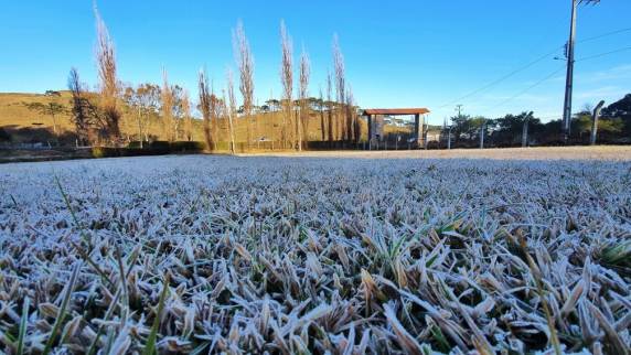 Em Bom Jardim da Serra, os termômetros chegaram a -4ºC durante o amanhecer deste domingo