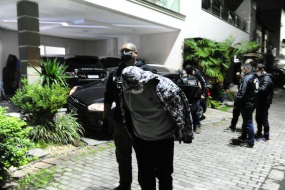 Investigado há seis meses pelo Deic, grupo criminoso tem seis integrantes e sempre agia por volta de 7h