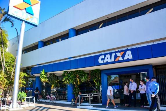 Trabalhadores nascidos em dezembro poderão sacar a segunda parcela do benefício