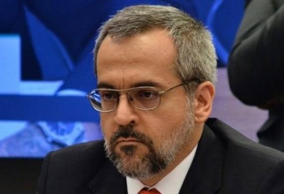 Investigação apura ameaças, ofensas e notícias falsas disparadas contra ministros do Supremo