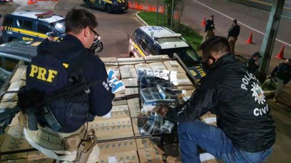 Draco de São Luiz Gonzaga auxilia na prisão de falsificadores de cigarros - foto 2
