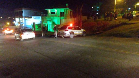 Homem foi morto em via pública com golpe de faca no bairro José Bonifácio