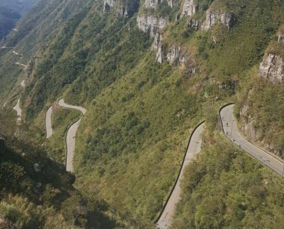 Trânsito ficará em meia pista na SC-390 em Orleans. Contenção e recuperação de 25 pontos críticos da SC-390 na Serra devem ficar prontas até maio de 2021