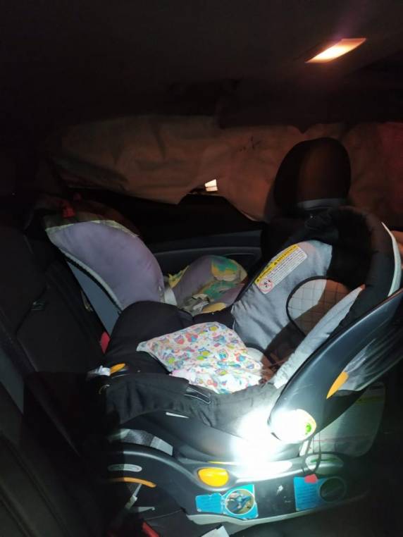 Colisão entre carro e caminhonete deixa quatro pessoas feridas na SCT-480 - foto 3