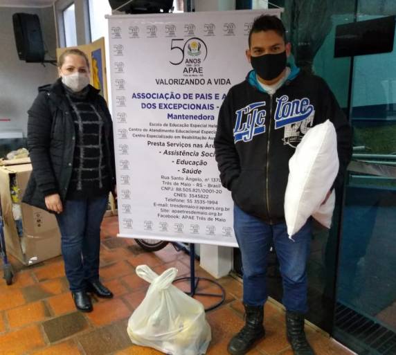 Familias assistidas pela Apae de Três de Maio recebem doações - foto 3
