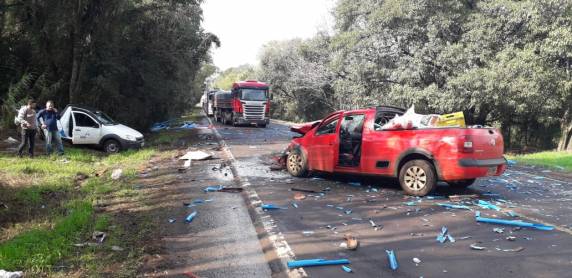 Condutores ficam feridos após acidente na ERS-342, entre Ijuí e Cruz Alta - foto 2