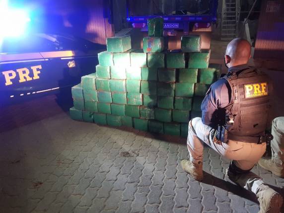 A droga era transportada em meio à carga de grãos