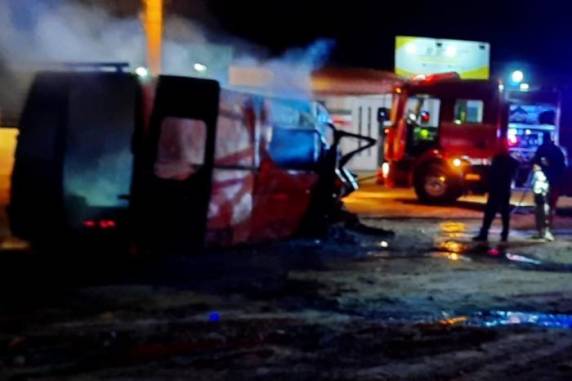 Vítimas são da Belina. Ambulância pegou fogo, mas passageiros foram encaminhados com vida ao hospital