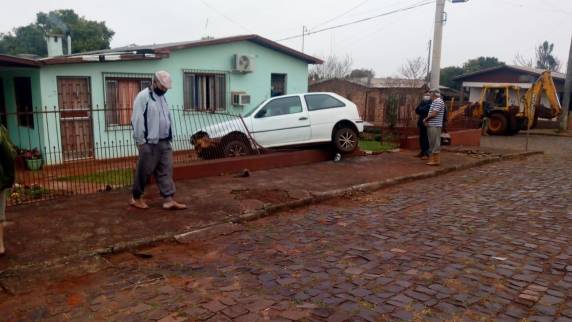 Motociclista fica ferido em acidente no município de Jóia - foto 4