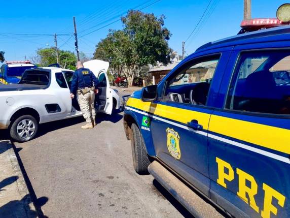 O criminoso, que estava com seu filho adolescente, é suspeito de estar cometendo vários furtos na região