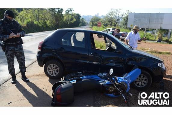 Acidente ocorreu por volta das 15h20min desta sexta-feira, 7, nas proximidades do Rosa Sul Atacado