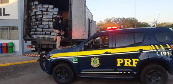 Estima-se um prejuízo aproximadamente três milhões de reais para o crime organizado