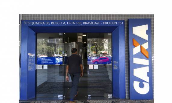 Novo horário passa a vigorar a partir de amanhã