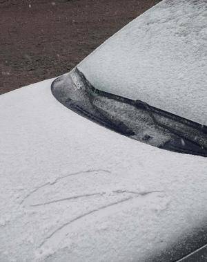 Fenômeno ocorreu simultaneamente com chuva congelada, confirmou a Somar Meteorologia