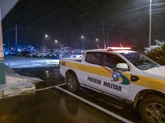 Serra de SC registra neve na noite desta quinta-feira - foto 3