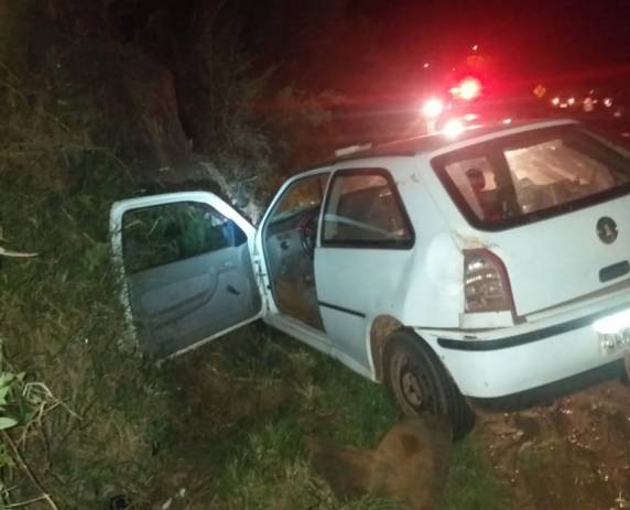 Motorista em fuga bate veículo duas vezes em Ijuí - foto 2