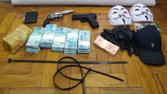 Criminosos trocam tiros com a Brigada Militar e um deles acaba morto - foto 2