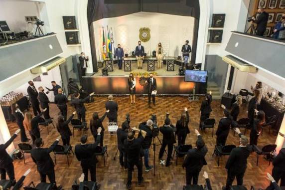 Cerimônia aconteceu seguindo protocolos de distanciamento social