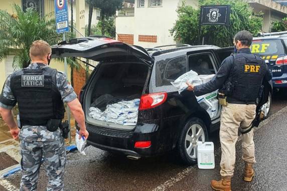 A prisão ocorreu em Lajeado, após ele desobedecer ordem de parada e tentar atropelar os policiais