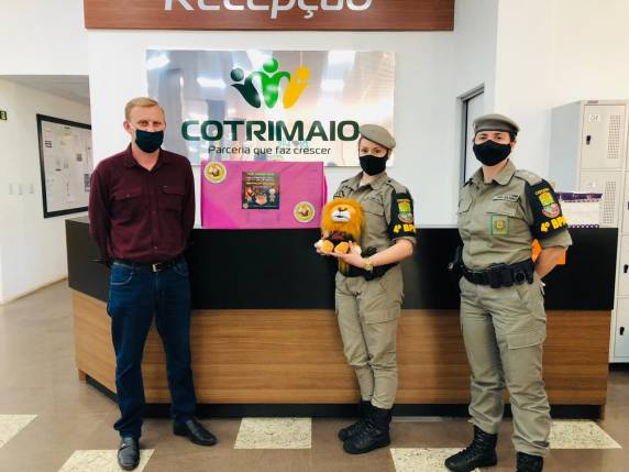 Brigada Militar adere a ação solidária ''Criança Feliz'' em Três de Maio - foto 3