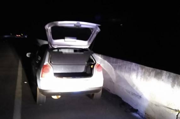 Carro do casal foi localizado abandonado no último sábado em ponte no município de Barracão