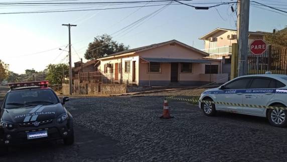 Marcelino André da Silveira, de 53 anos, estaria em uma corrida, segundo a polícia, que trabalha com a hipótese de latrocínio ou homicídio