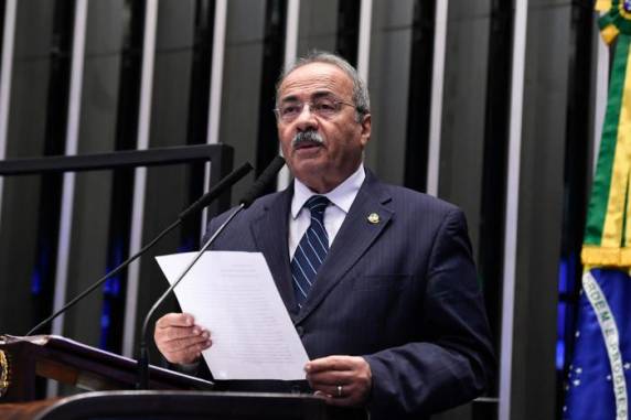 Parlamentar do DEM de Roraima foi alvo de operação da Polícia Federal na quarta-feira, em Boa Vista, quando escondeu R$ 30 mil na roupa íntima