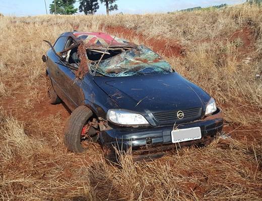 Vítima foi identificada como Arieli Oliveira de Souza, de 23 anos, segundo Corpo de Bombeiros. Já em Lagoa Vermelha, dois homens vieram a óbito após colisão