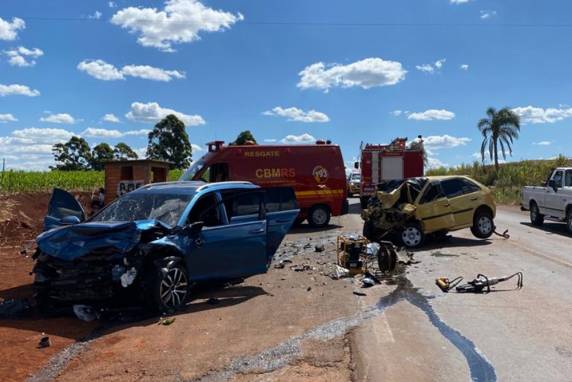 O acidente ocorreu por volta das 14h45min, na ERS 406 em Nonoai - RS