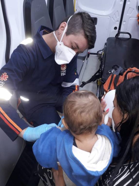 Socorristas do Samu salvam outra criança engasgada em Passo Fundo - foto 3