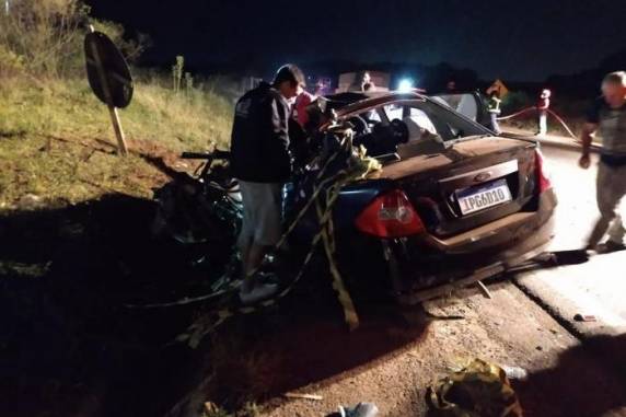 Colisão frontal ocorreu no Km 297. Condutor de Fiesta não resistiu aos ferimentos