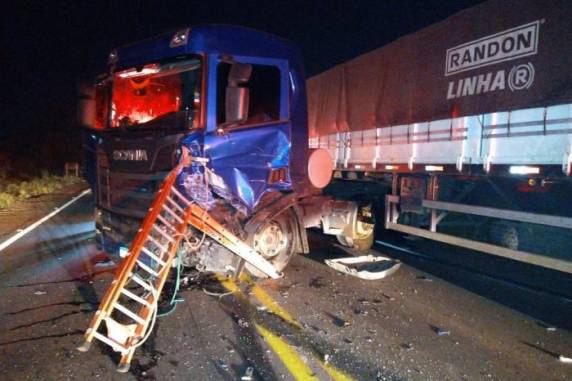 Colisão frontal ocorreu no Km 297. Condutor de Fiesta não resistiu aos ferimentos