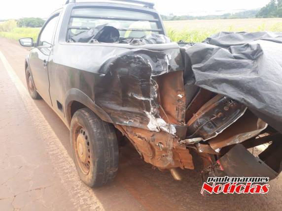 Colisão com danos materiais na RS 342 em Três de Maio - foto 3