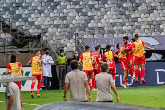 Resultado no Mineirão tirou o time colorado do G-4
