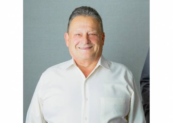 Adelino José Atuati (MDB) faleceu na noite deste sábado (5) na UTI do Hospital São Vicente de Paulo, em Passo Fundo. São Martinho registra, assim, o terceiro óbito associado à Covid-19