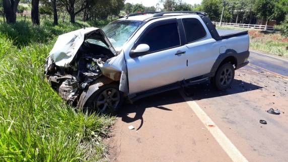 Colisão frontal deixa feridos na ERS-168 em Bossoroca - foto 3