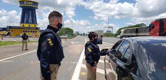 Conhecida como Operação Verão, ocorre anualmente e objetiva principalmente a redução da violência de trânsito nos feriados de final de ano e carnaval