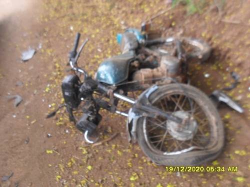 Colisão envolveu motocicleta e caminhonete