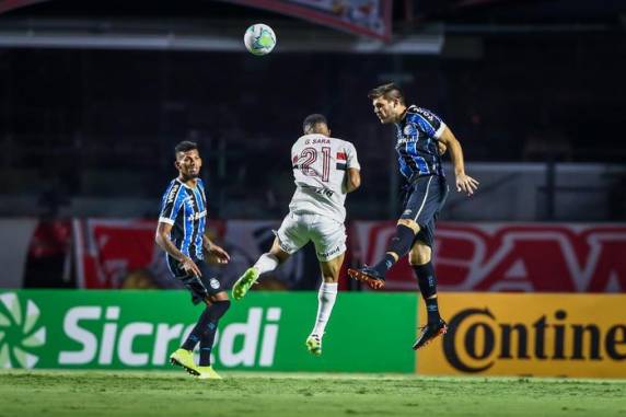 Tricolor enfrentará o Palmeiras, que eliminou o América-MG na outra semifinal