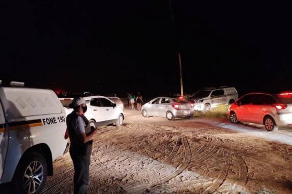 Participantes do evento estavam aglomerados e não usavam máscaras