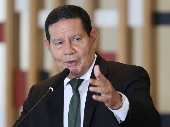 Recuperado da doença, vice-presidente voltou ao trabalho nesta segunda-feira