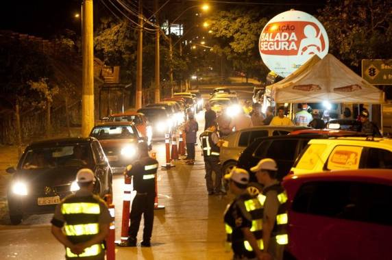 Medida evita que automóveis e motocicletas sejam guinchados, poupando o proprietário de custos de remoção e das diárias em depósito