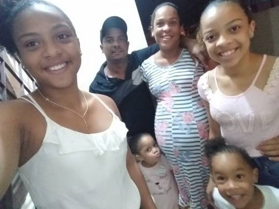 Brincalhona, amorosa e dedicada: quem era mãe que morreu após parto de trigêmeos e deixou 7 filhos - foto 3