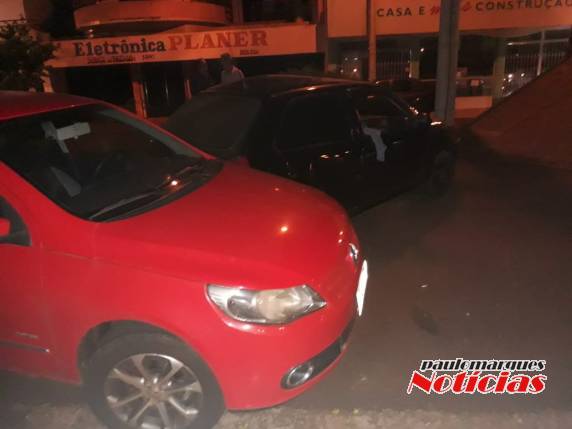 Acidente envolve três carros nesta madrugada em Três de Maio - foto 5