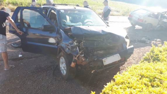 Acidente entre dois veículos deixa ao menos um ferido na BR-468, em Três Passos - foto 2