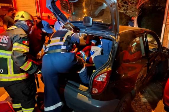 O acidente ocorreu no Centro de Passo Fundo e deixou duas mulheres feridas