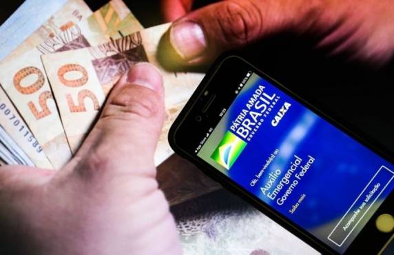 Depósitos serão feitos nas contas dos beneficiários e depois haverá cronograma de saques