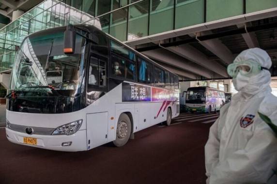 Relatório sobre investigação em Wuhan não apresenta evidências para descartar hipótese de vazamento do patógeno de laboratório