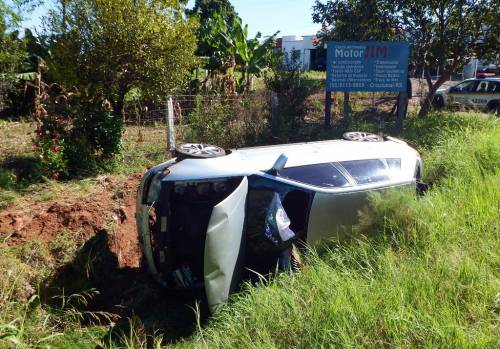 Veículo saiu da pista na localidade de Vista Alegre